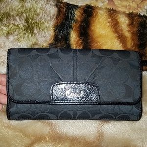 Coach wallet